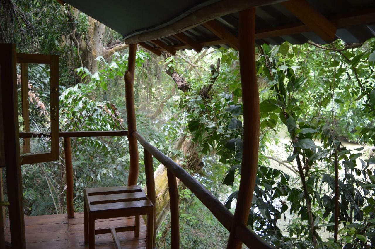 Villa Kumbuk Tree House